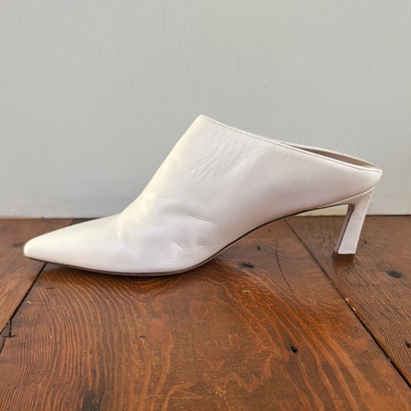 Stuart Weitzman White Textured Mules Women Size 9 - Picture 3 of 4